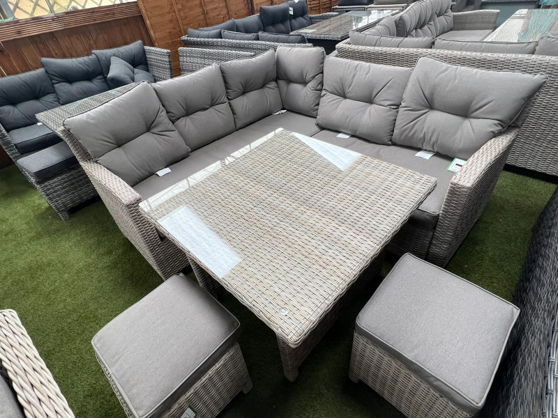Mini garden shop sofa set